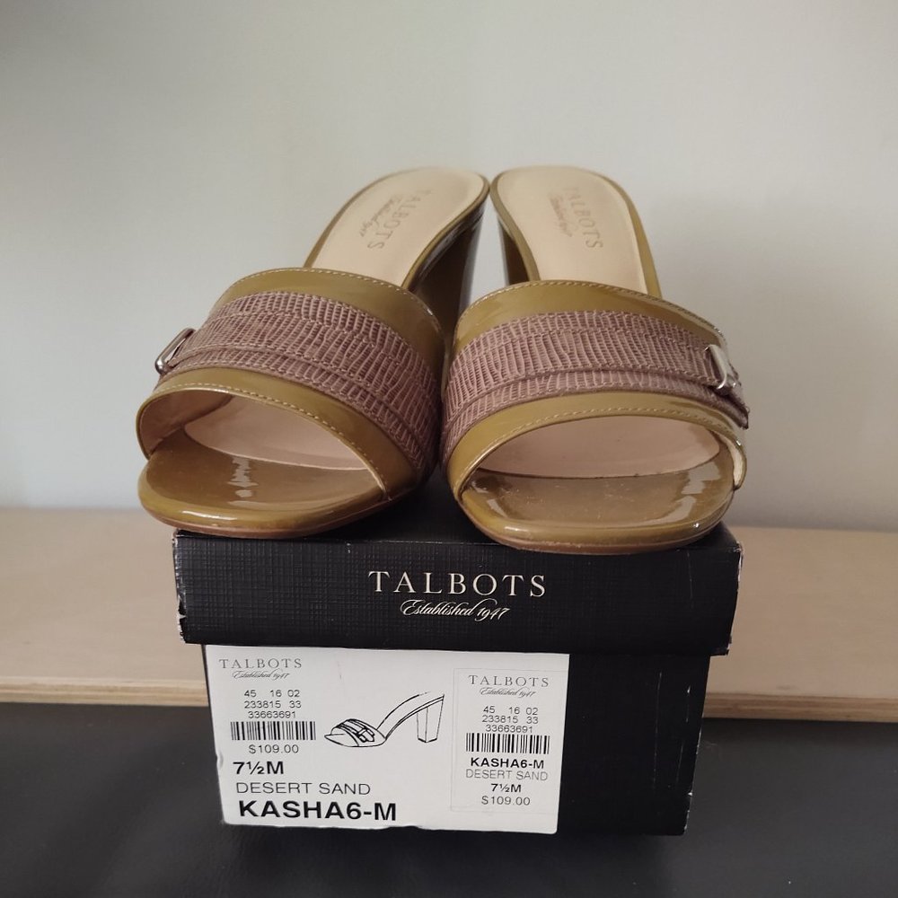 Talbots Sandals - Picture 3 of 4